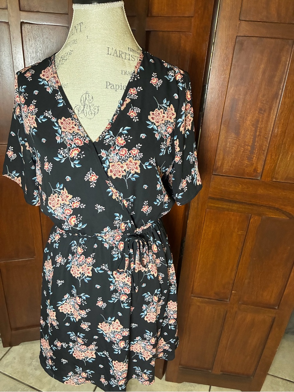 Olive & Oak Black Wrap Midi Dress with Peach Floral Print